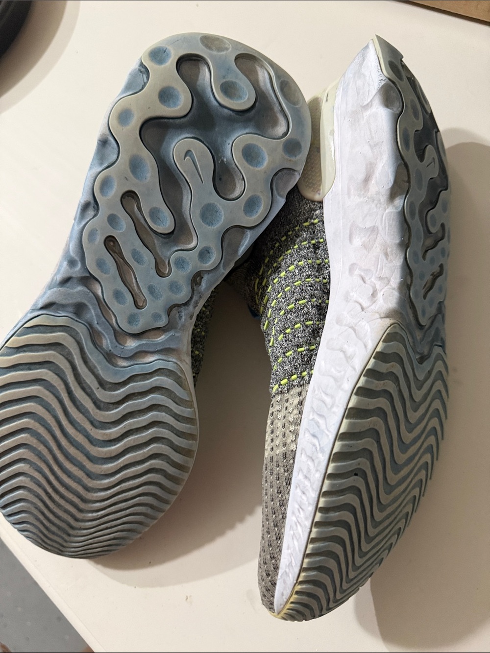 EVERYTHING MUST GO!! Nike Flyknit Men's 12 - Picture 2 of 3